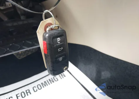 2018 Volkswagen Passat 2.0T Se из США, поврежденный, VIN 1VWBA7A34JC006422